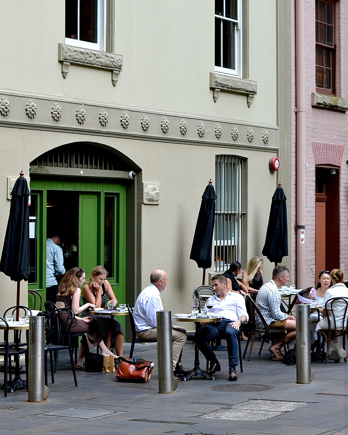Balcon by Tapavino